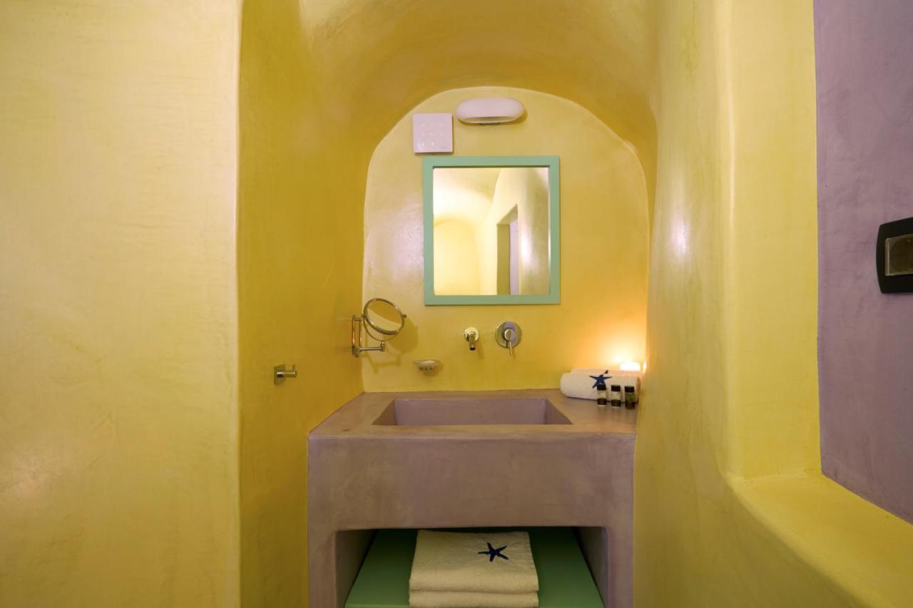Caldera Gem Suites Fira (Santorini) Ngoại thất bức ảnh